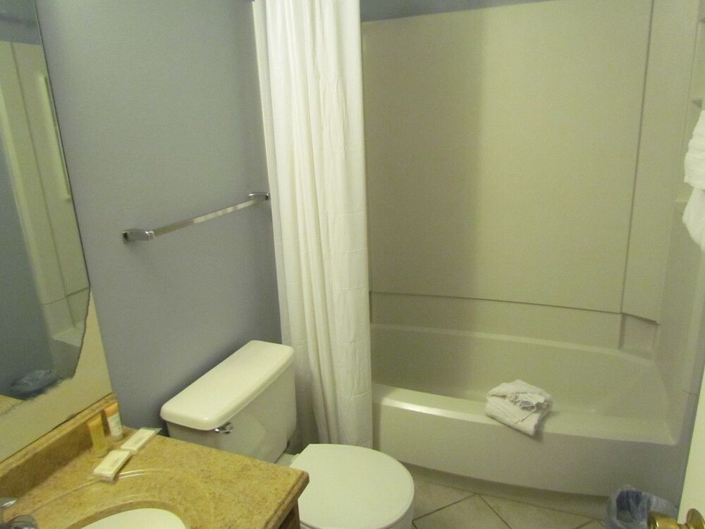 Deluxe Condo, 2 Bedrooms, Kitchen, Park View (Bedding May Vary) - Bathroom