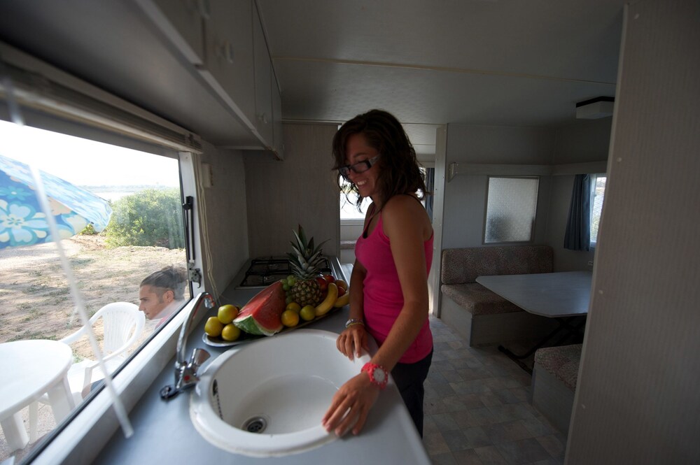 Classic Mobile Home - In-Room Kitchenette