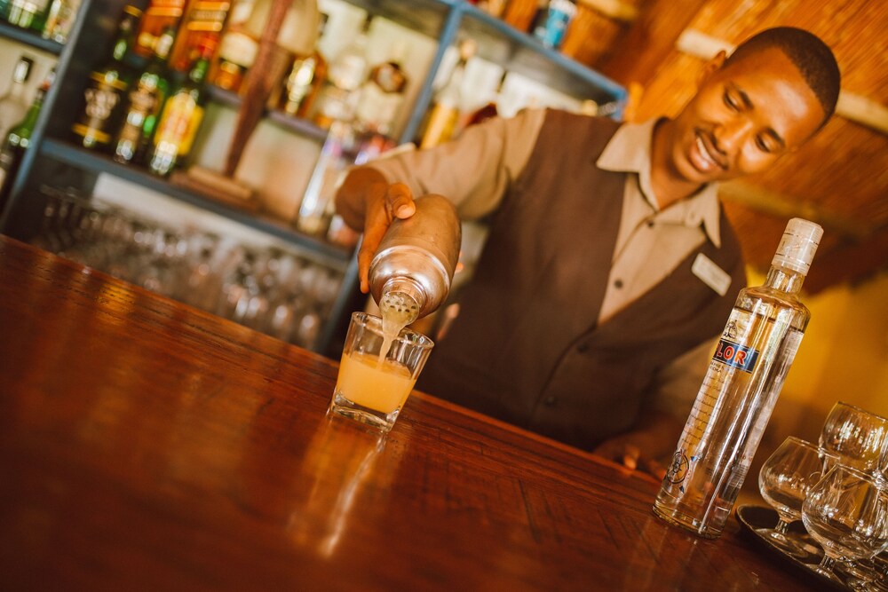 Hotel Bar