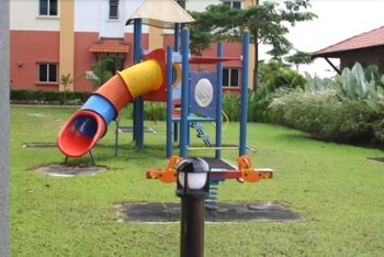 Childrens Play Area - Outdoor