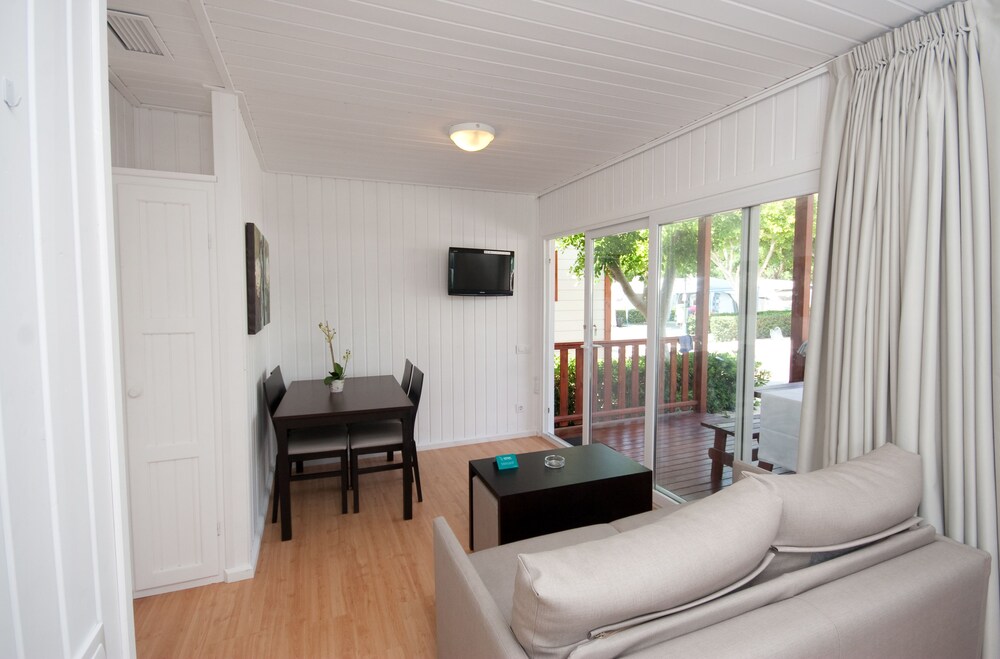 Premium Bungalow, 2 Bedrooms, Terrace - Featured Image