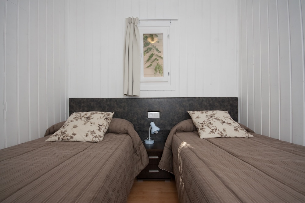 Premium Bungalow, 2 Bedrooms, Terrace - Guestroom