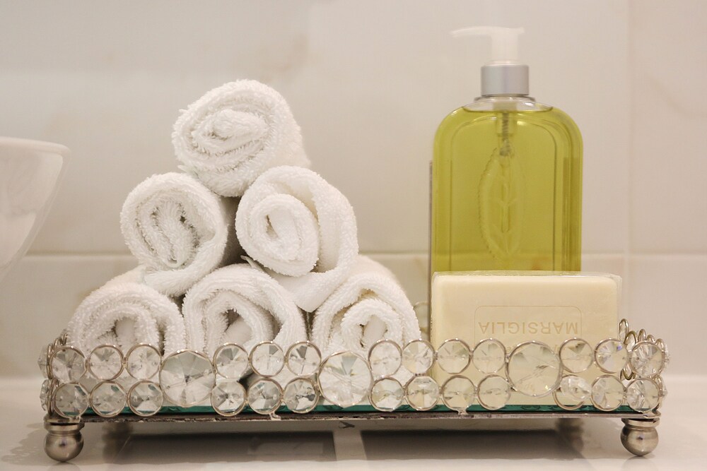 Superior Suite, 2 Bedrooms, Mountain View - Bathroom Amenities