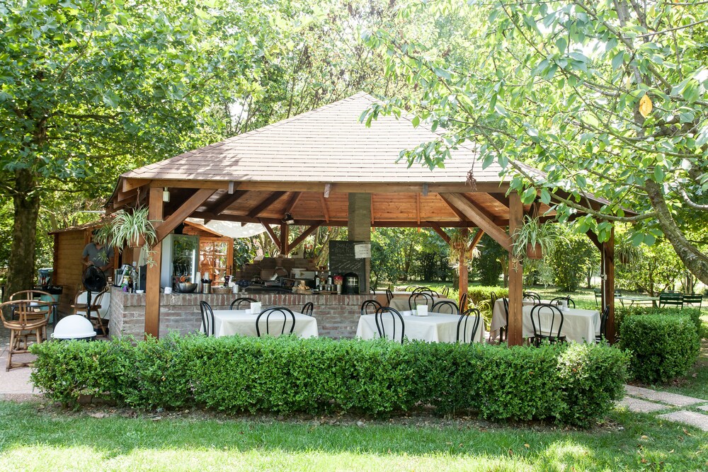 Snack Bar