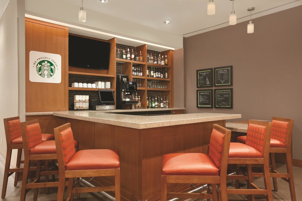 Hotel Bar