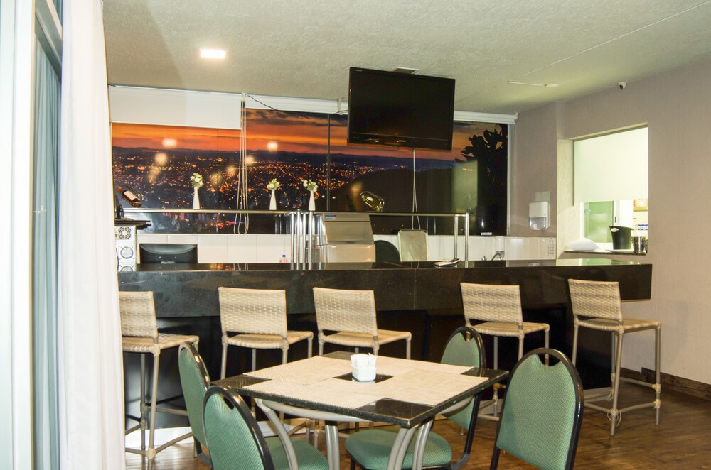 Hotel Lounge