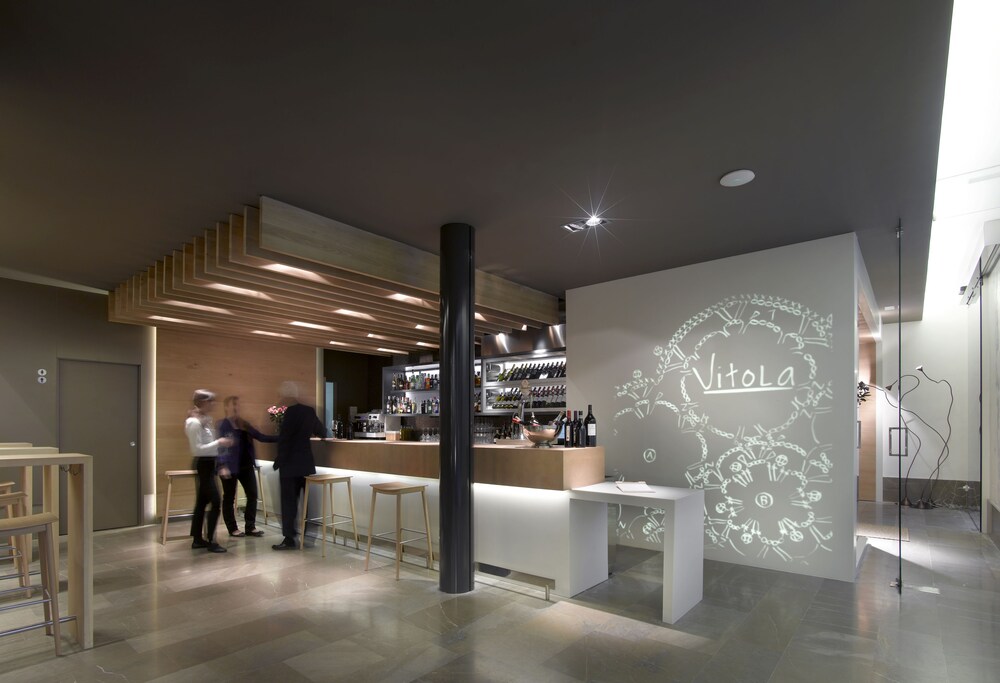 Hotel Bar