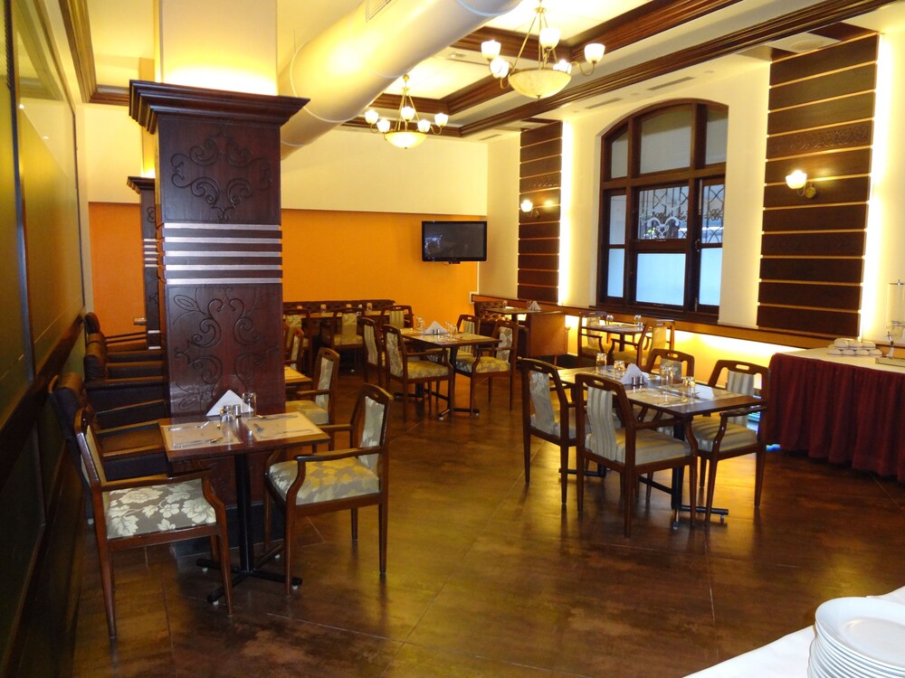 Coffee Shop