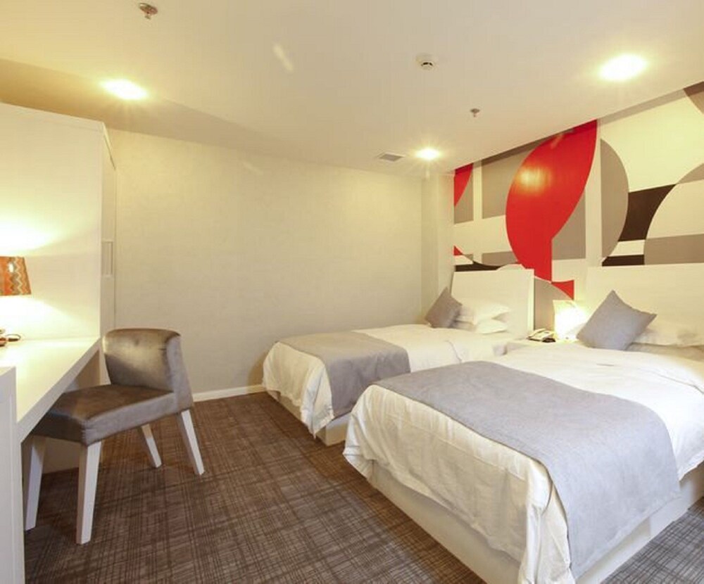 Guestroom