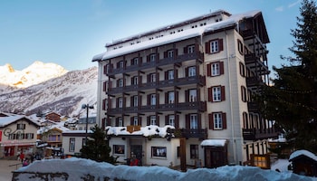 The Dom Hotel