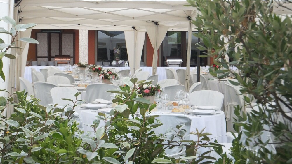 Ristorazione all'aperto