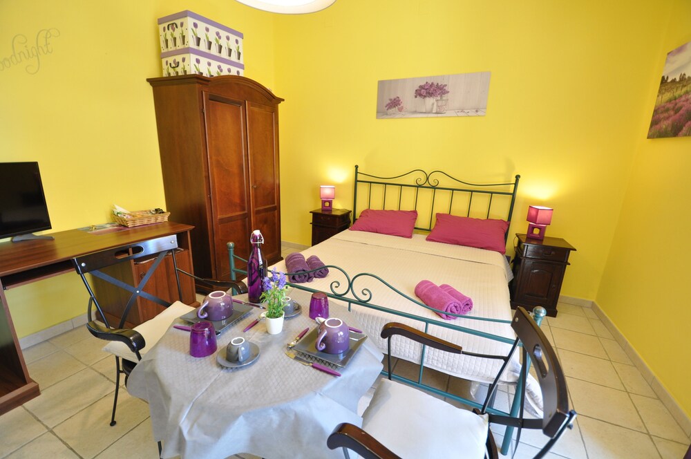 Guestroom