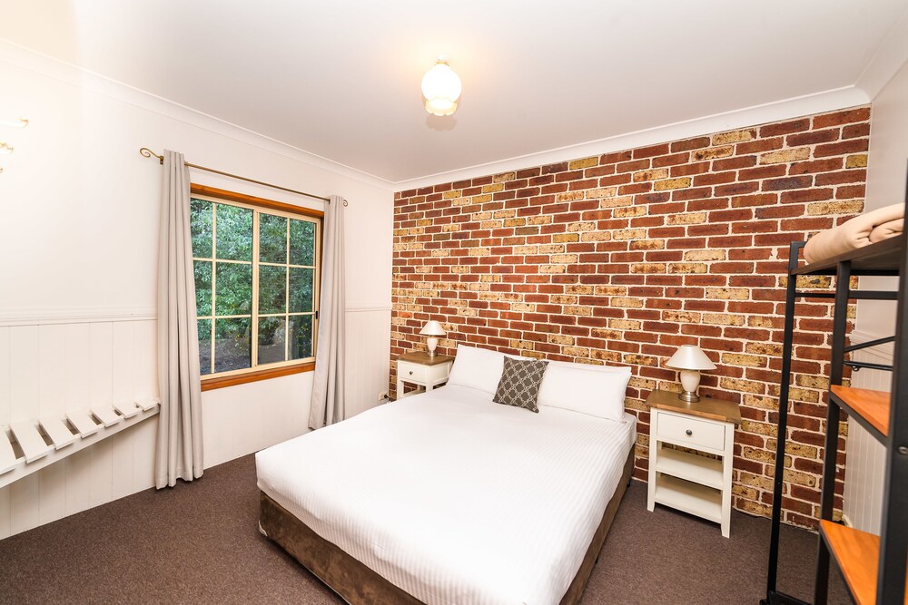 Linden Lodges - Guestroom