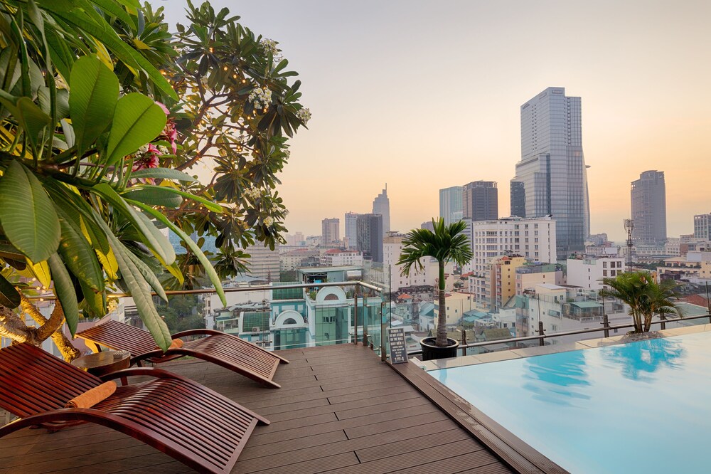 Rooftop Pool
