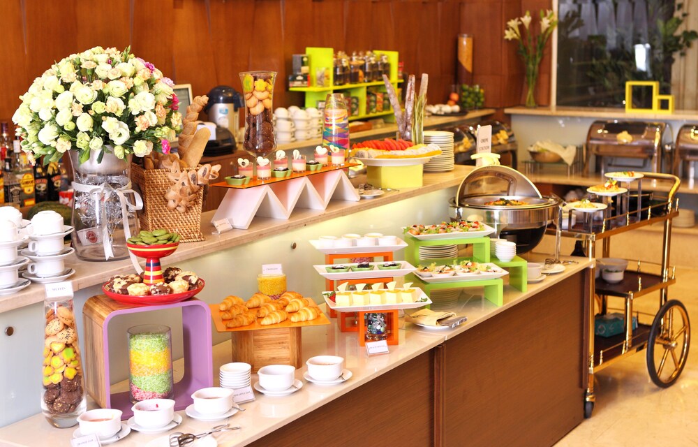 Hotel Lounge