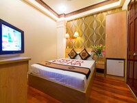 Standard Room, 1 Double or 2 Single Beds, No Windows