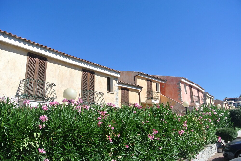 Facciata hotel (sera/notte)