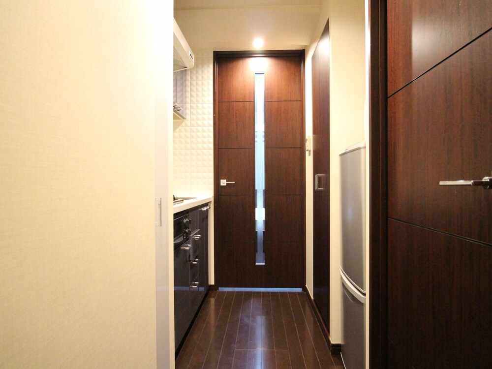 Deluxe Studio - In-Room Kitchenette