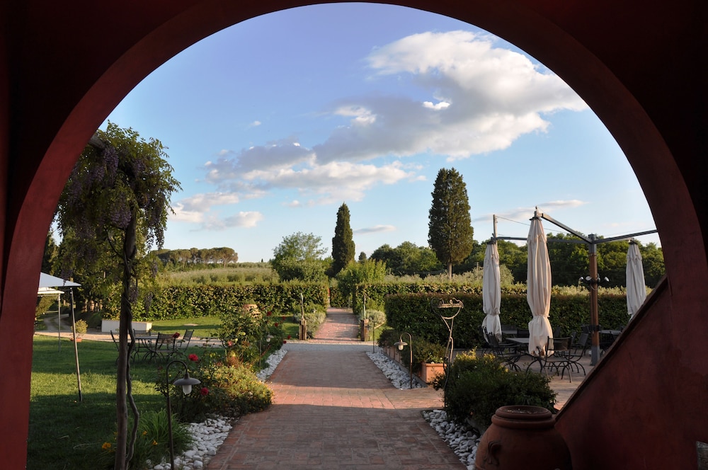 Courtyard View