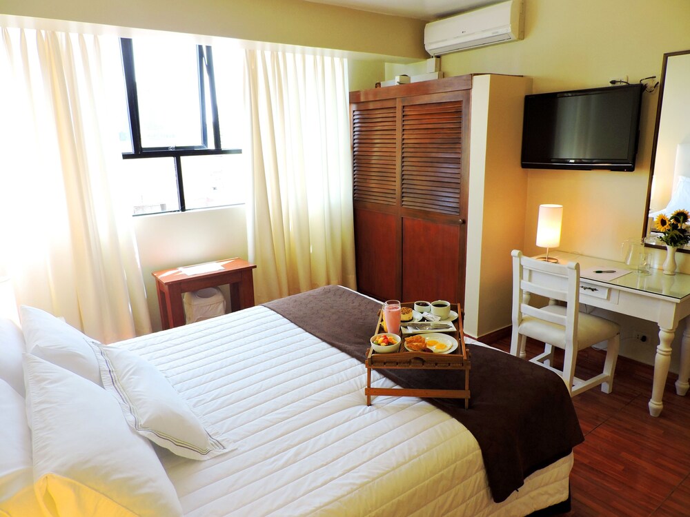 Guestroom