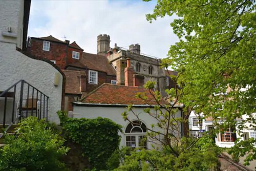 Cathedral Gate Hotel