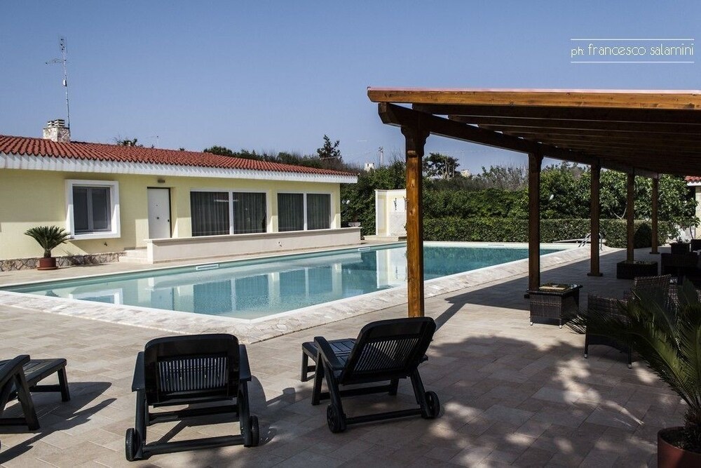 Piscina all'aperto
