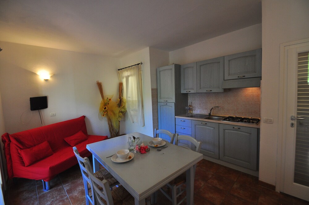 Area soggiorno (Appartamento, 1 camera da letto, accesso alla piscina, vista montagna)