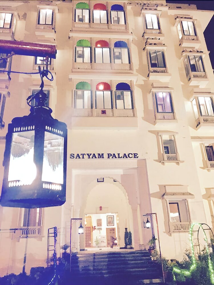 Hotel Front - Evening/Night