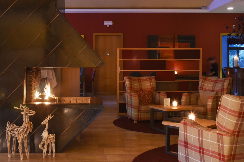 Hotel Lounge