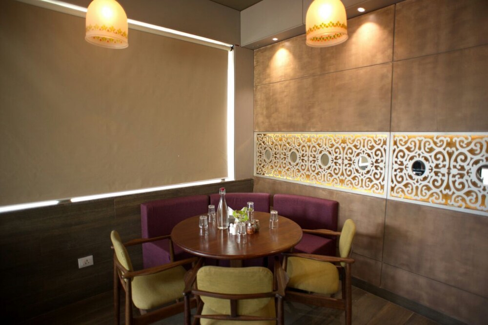 Coffee Shop