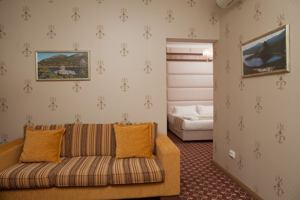Guestroom