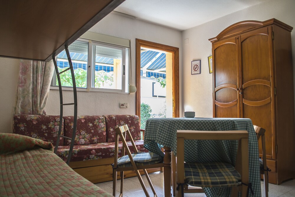 Studio - Guestroom