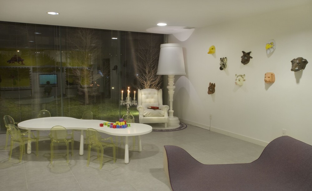 Childrens Area