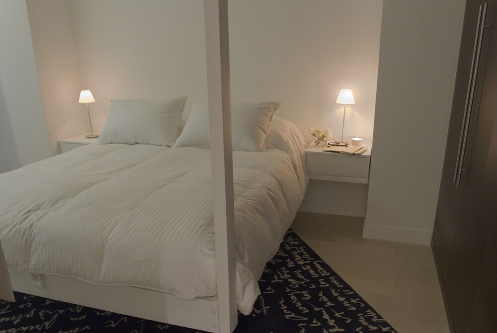 Master Gold - Guestroom