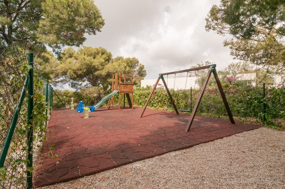 Childrens Area