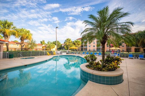 Vacation Villas at Fantasyworld Two