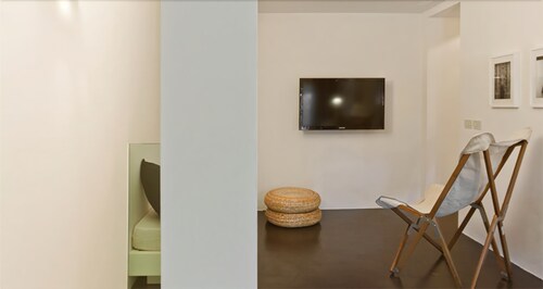 Luxury Suite, Kitchen - Living Area