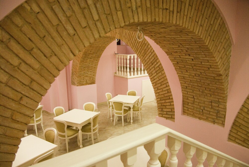 Hotel Lounge