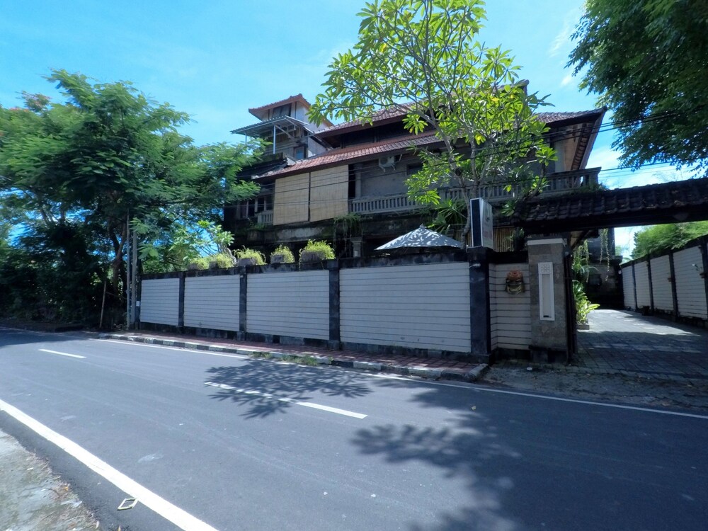 Hotel Front