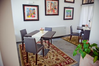 Hotel Lounge