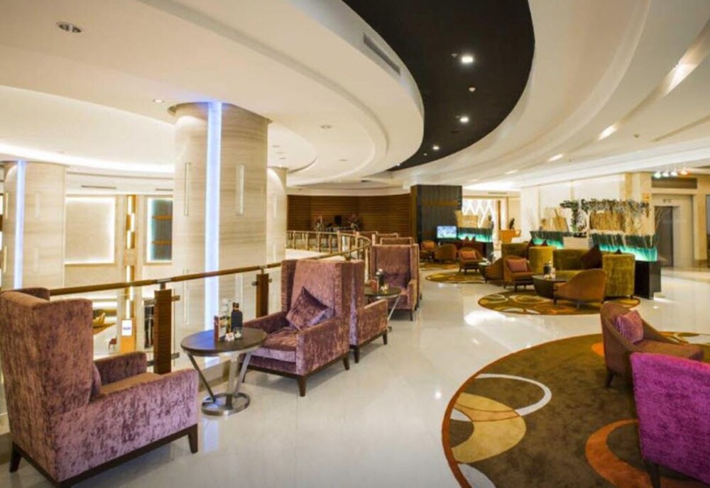 Hotel Lounge