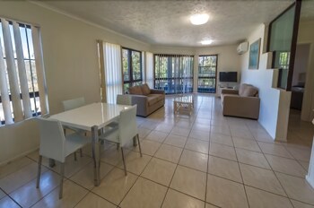 Standard Apartment, 2 Bedrooms - Living Area