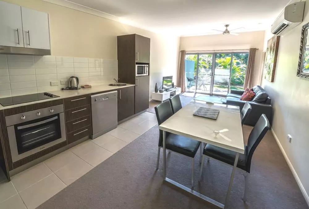 2 Bedroom Spa Bungalow - Living Area
