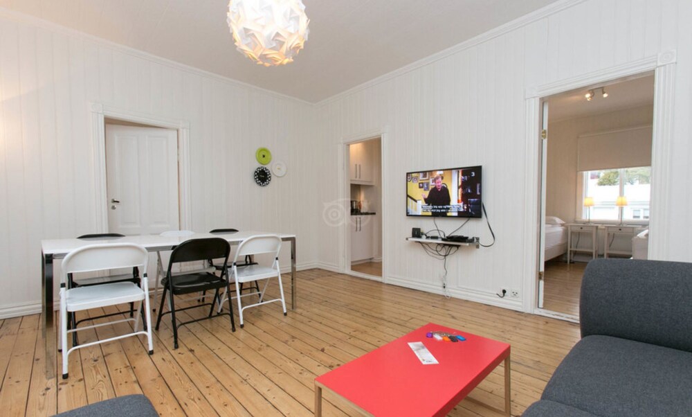 Camera (Three Bedroom Apartment (6 adults))