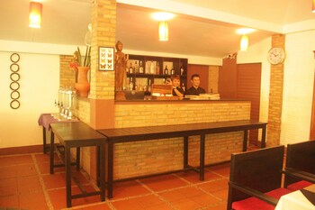 Hotel Bar
