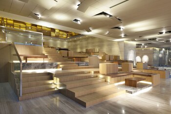 Hotel Lounge