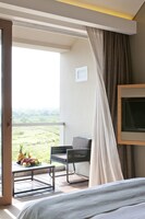 Deluxe king bed room