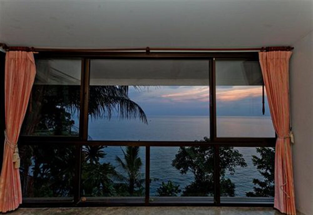 Guestroom View