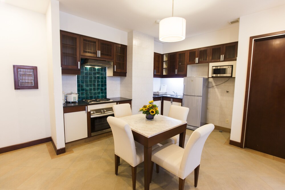 One Bedroom Apartment - Guestroom