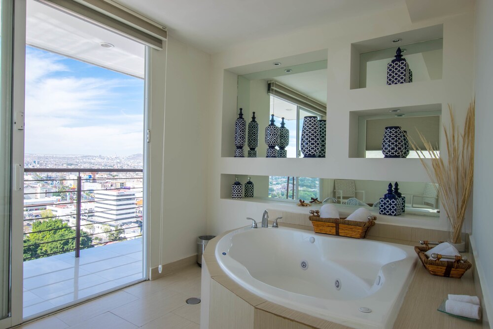 Jetted Tub